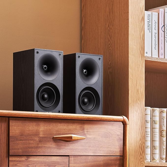 VEVOR Passive Bookshelf Speaker, 300W, Book Shelf Stereo Speakers with 4-Inch Woofer and 1-Inch Tweeter, Detachable Grille, 70Hz-20KHz Frequency Response, Wooden Enclosure, for Home Theater (1 Pair)