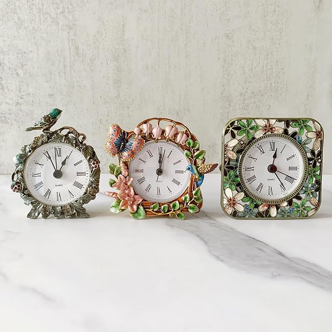 Decorative Mini Table Clock, Vintage Metal Silent Analog Quartz Battery Operated Table Top Clock for Living Room Decor Shelf